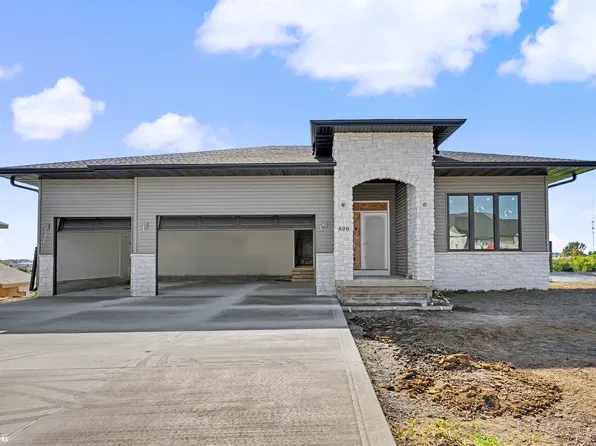 806 Woodside Dr, Marshalltown, IA 50158