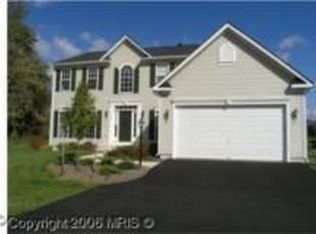 51 Potterfield Dr, Lovettsville, VA 20180