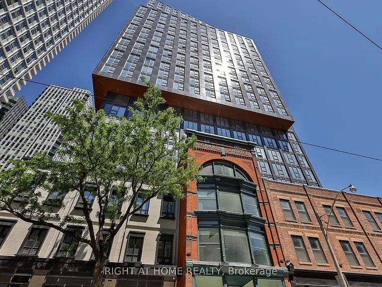 100 Queen St E #2805 — Photo 1