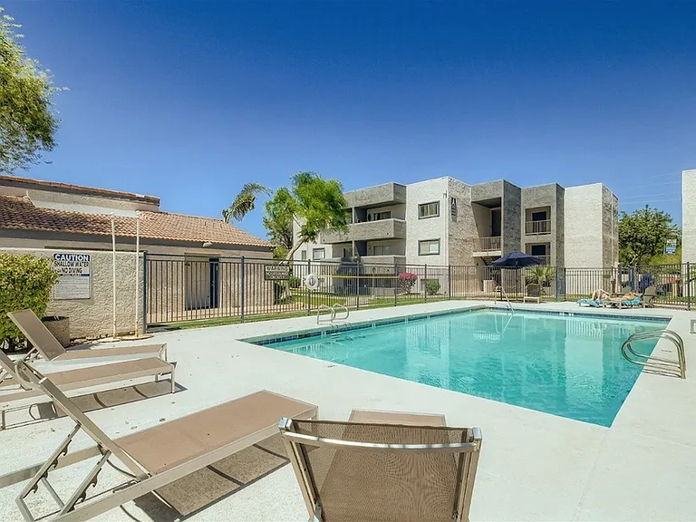 1325 W Guadalupe Rd — Photo 44
