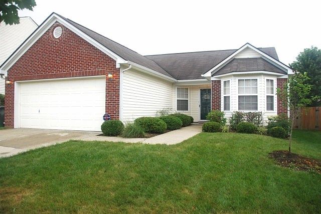 1st image of 2628 Trailwood Ln