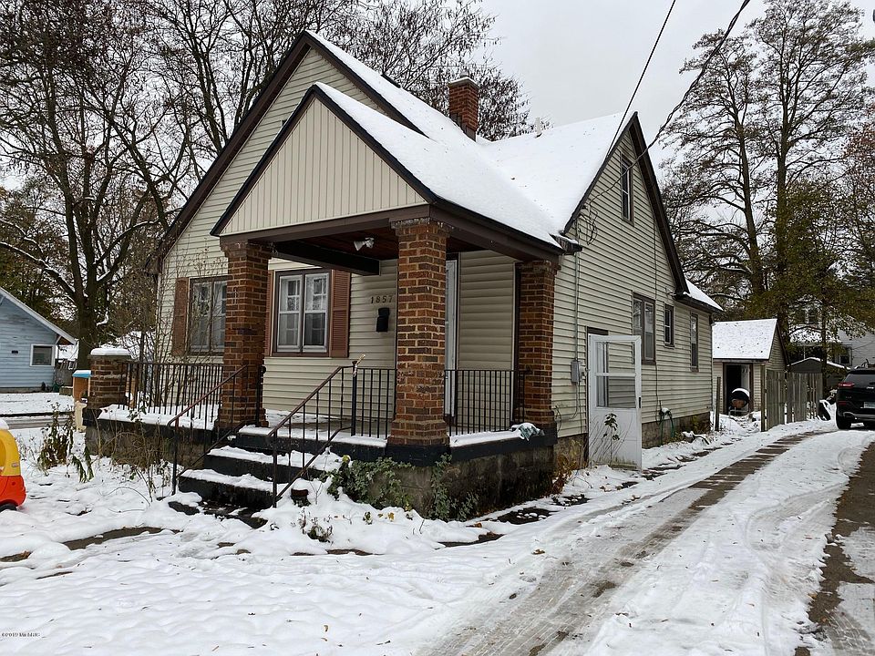 1st image of 1857 Linden Ave SE