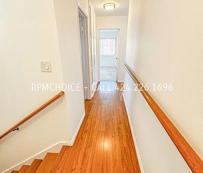 23821 Stanhurst Ave — Photo 22