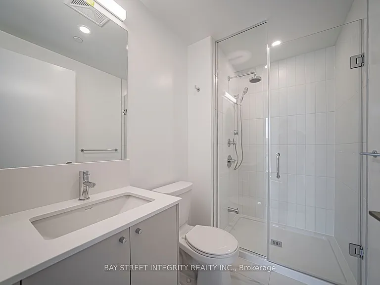 10 Oak St #903 — Photo 24