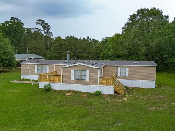 8856 Greenwood Dr, Cleveland, TX 77328