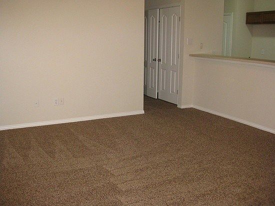 3rd image of 213-215 Robin St #213