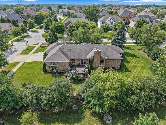 4th image of 12991 Mayfair Dr