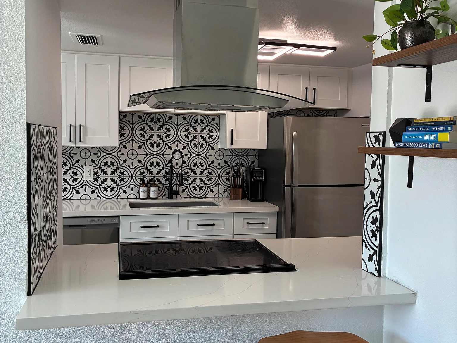 2 bed, 1.5 bath, 1053 sqft, $2,900 — Photo 3