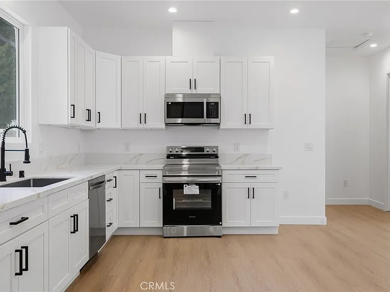 7645 Melvin Ave — Photo 8