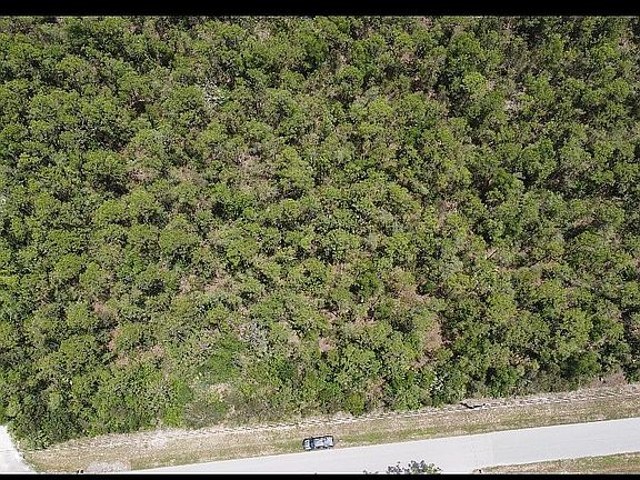 3rd image of 25751 Tropic Acres Dr