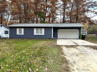 112 Deer Ct, Roscommon, MI