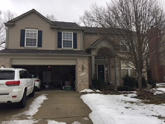 2nd image of 3061 Yosemite Dr