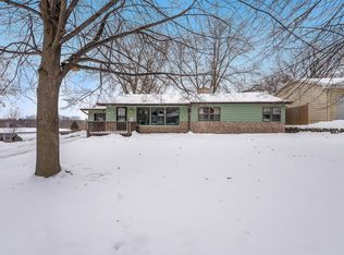 629 Olson Ave, Windom, MN 56101