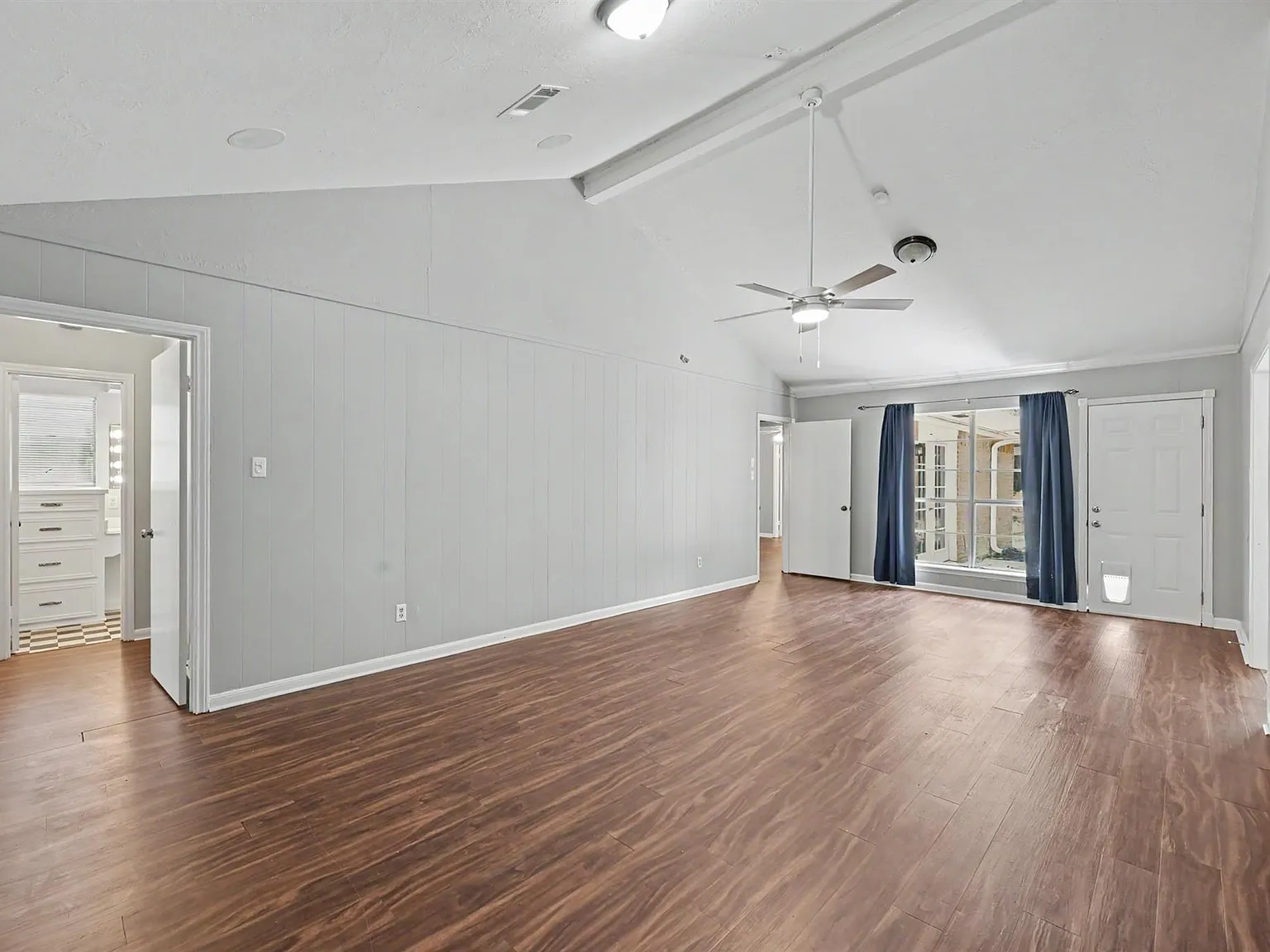 3 bed, 2.0 bath, 1884 sqft, $1,795 — Photo 3