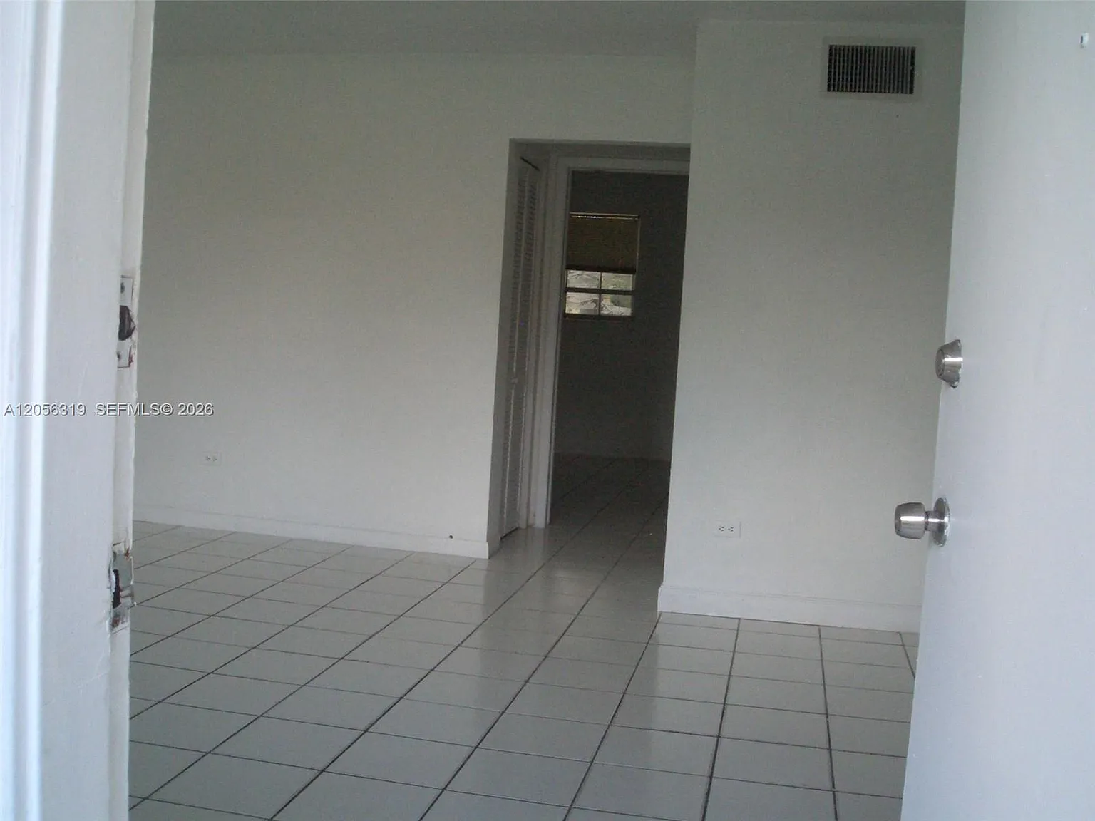 Villas At Cutler Bay Cond — Photo 2