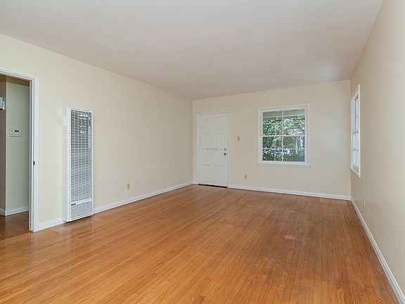 3rd image of 11146 Barman Ave