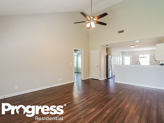 3rd image of 1264 Saint Andrews Dr