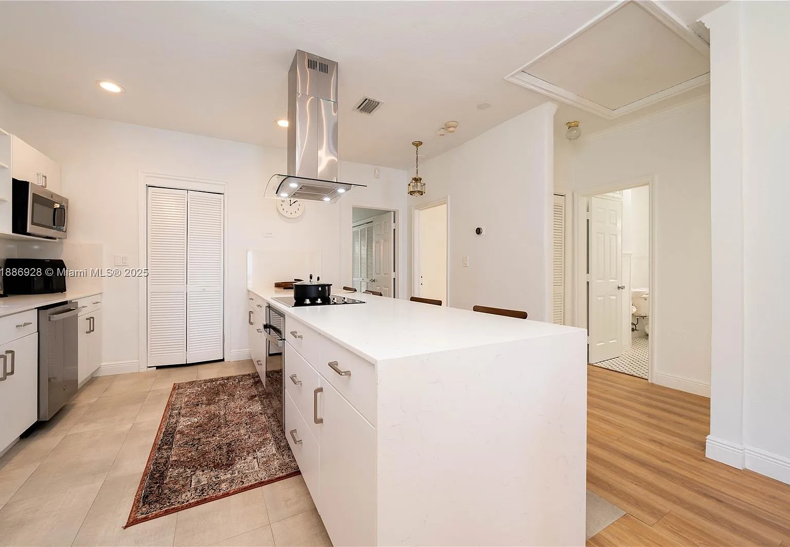 Brickell Estates — Photo 2