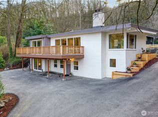 7101 Highland Park Way SW, Seattle, WA 98106