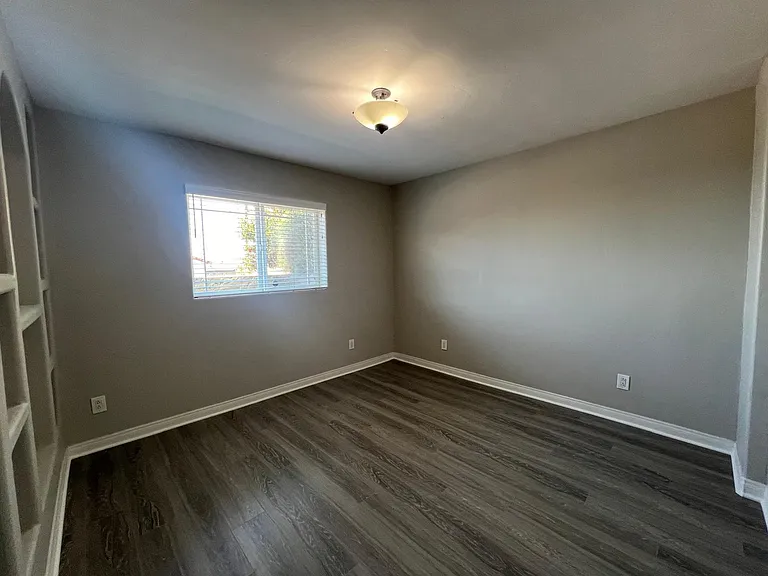 1820A Titus St — Photo 18