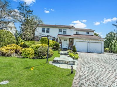 16 Foxhurst Court, New Hyde Park, NY, 11040