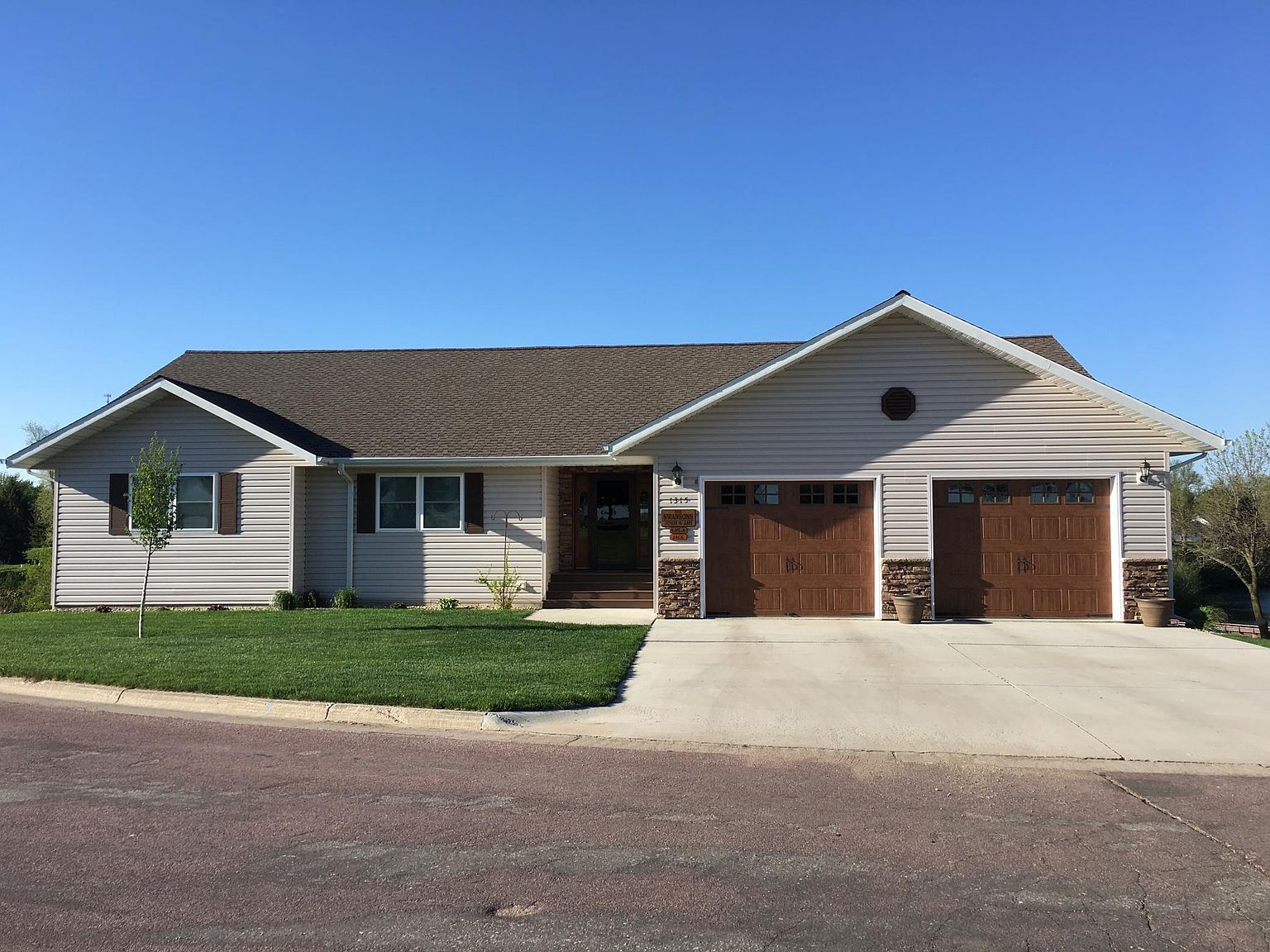 1315 Northridge Dr, Lakefield, MN 56150 Zillow