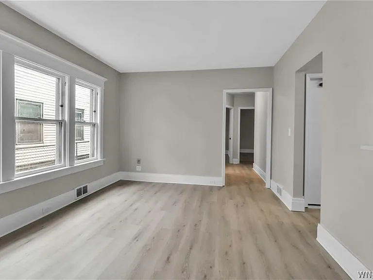 2514 Delaware Ave #1 — Photo 17