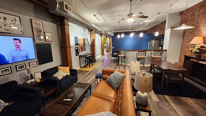 1 bed, 1.5 bath, 1309 sqft, $1,850 — Photo 4