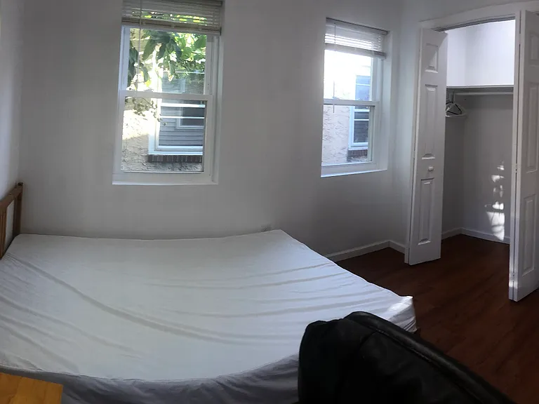 749 S 16th St #4 — Photo 2