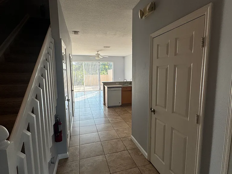 2368 Silver Palm Dr — Photo 19