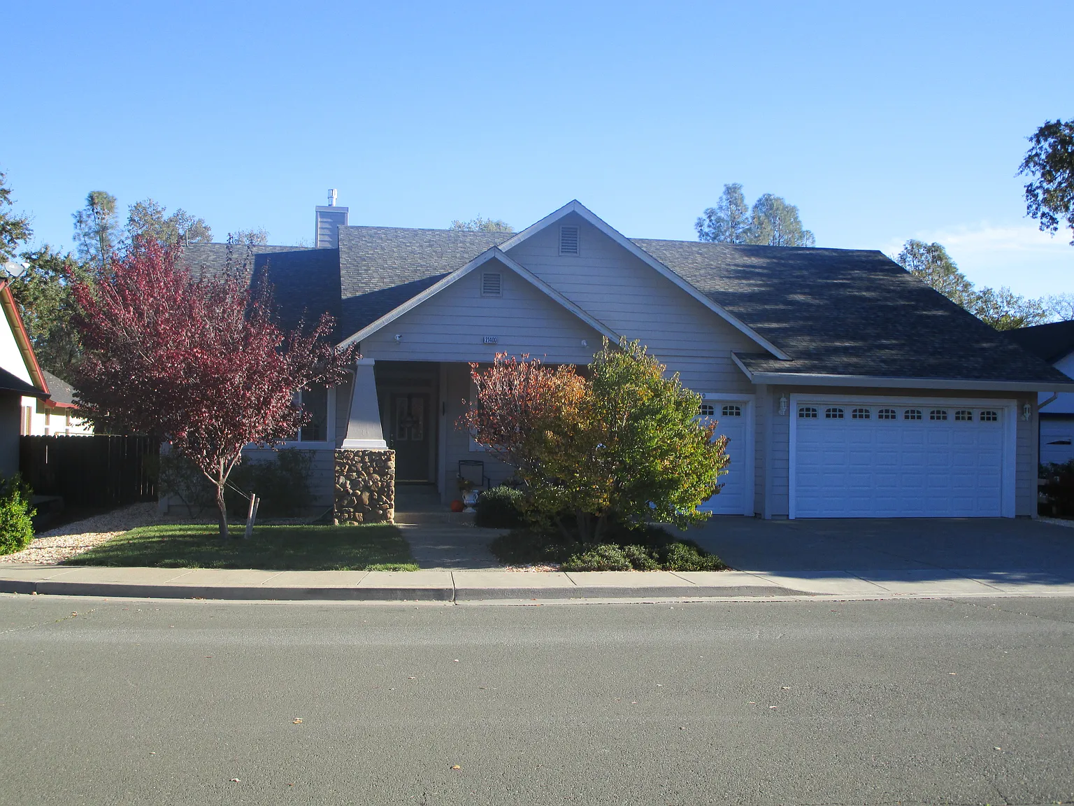 21400 Valley Oak Dr photo 1