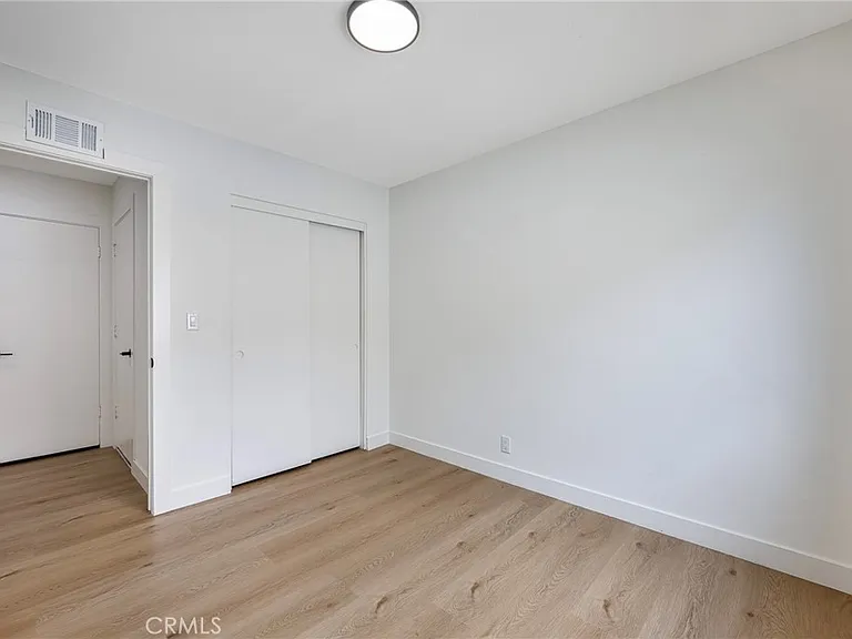 5402 Jefferson St — Photo 40