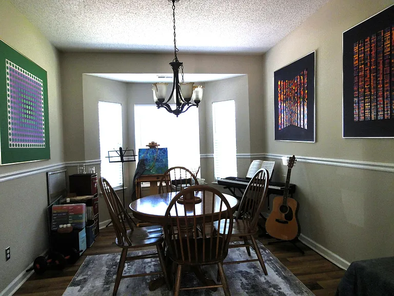 320 Hallwood Ct — Photo 9