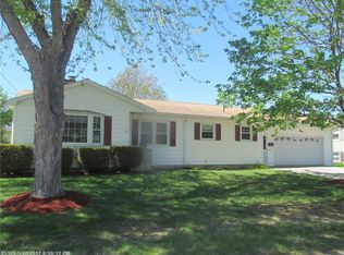 20 Bobby St, Lewiston, ME 04240