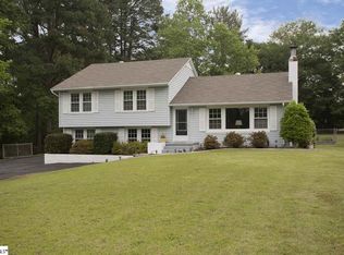 611 S Pine St, Seneca, SC 29678