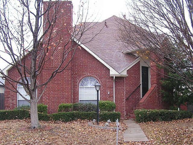 1st image of 1724 Creekpoint Dr