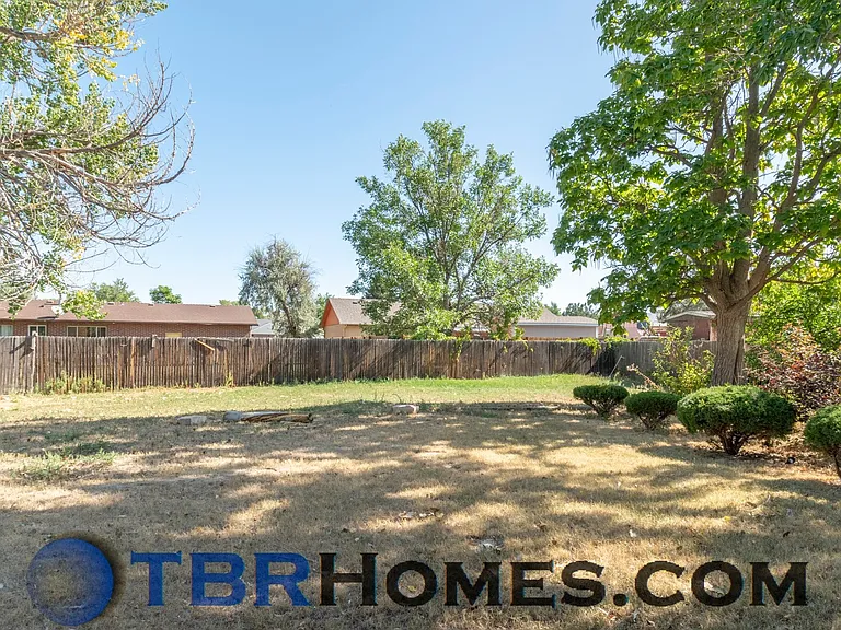 14435 Olmsted Dr — Photo 21