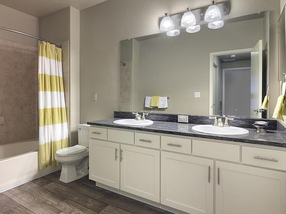 double sink bathroom!