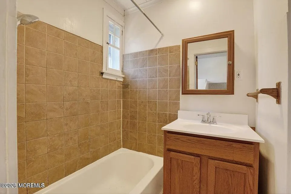 1 bed, $1,800 — Photo 3