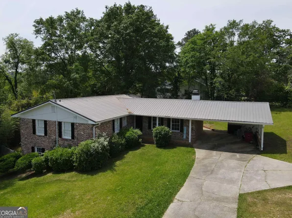 2960 Stuart Dr, Macon, GA 31204