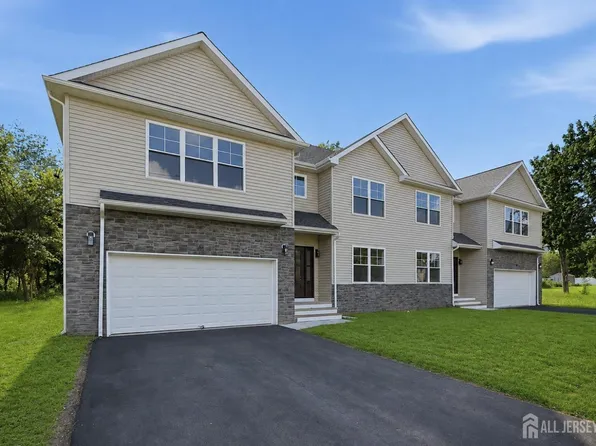 10A Delar Pkwy #A, Franklin Park, NJ 08823