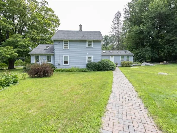 1286 Summit Road, Cheshire, CT 06410