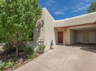 3246 La Paz Ln, Santa Fe, NM 87507
