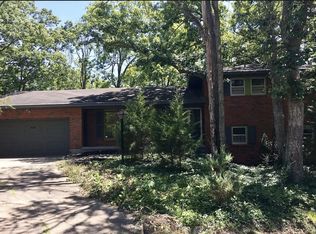 1106 Maplewood Dr, Columbia, MO 65203