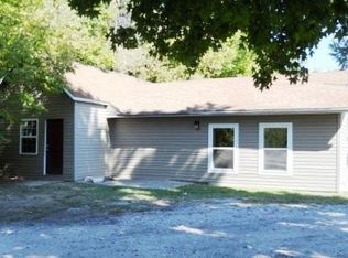 625 W Madison St, Springfield, MO 65806