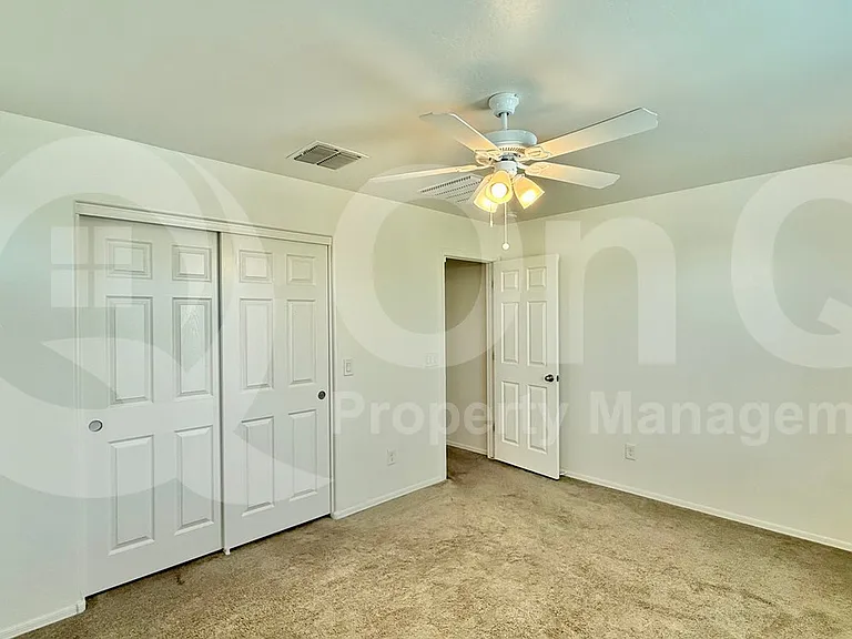 8924 N 102nd Ln — Photo 17