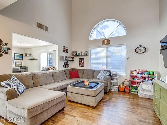 5th image of 7221 Old Mission Dr