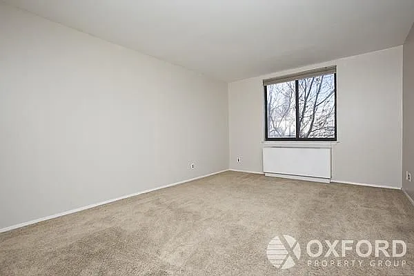 Rented by Oxford Property Group | media 11