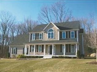 16 Jenna Way, Cumberland, RI 02864
