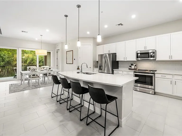 178 Indies Dr E #201 — Photo 6